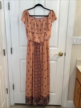 NWOT AUW Peach Printed Off-Shoulder Maxi Dress